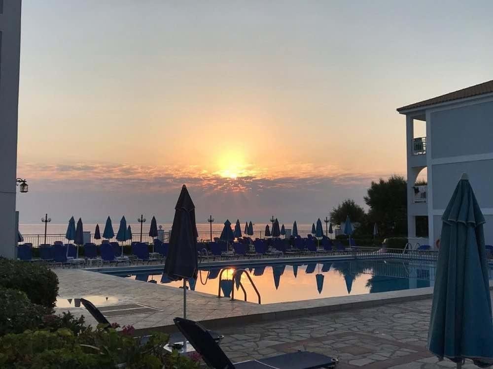 Meridien Beach Hotel Argassi Exteriör bild